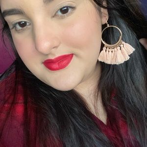 Beige tassel earrings